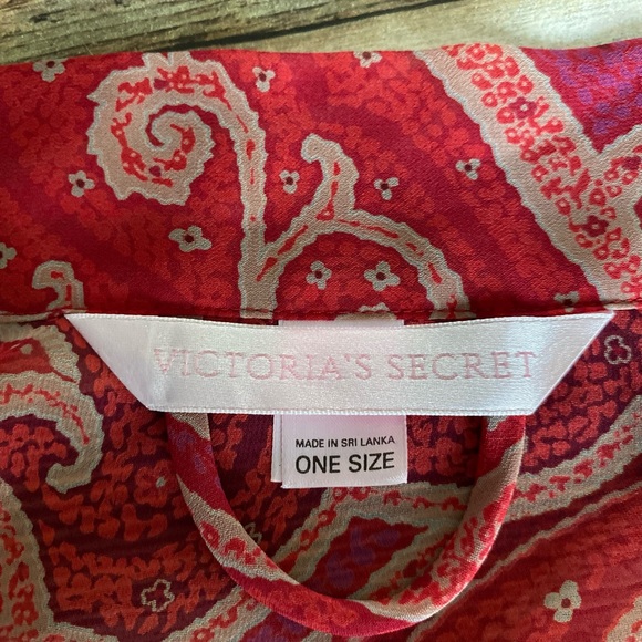 Victoria's Secret Red Paisley Print Robe One Size - Picture 11 of 11